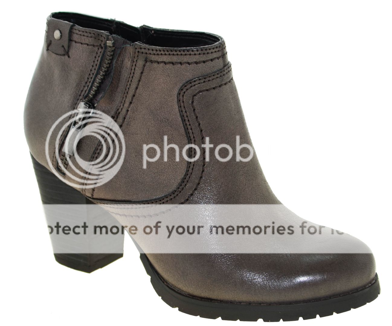 Clarks Women's Mission Halle Ankle Boot Grey Style 03393